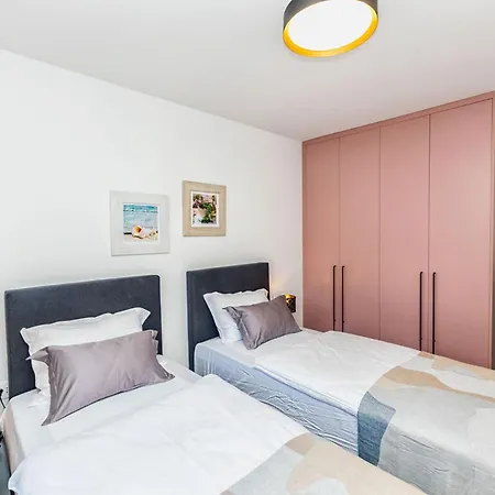 Stefani アパート スプリト