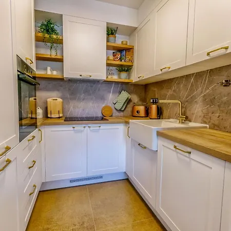 Stefani アパート スプリト