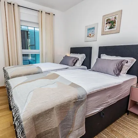 Stefani * スプリト